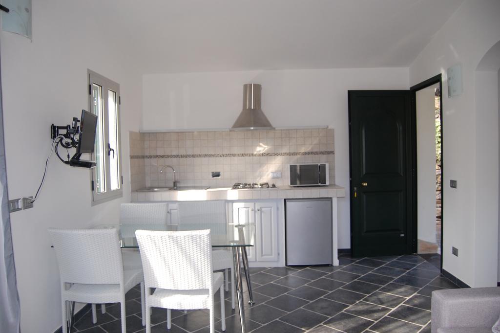 Casa Vacanze Gli Ulivi Borgomaro ห้อง รูปภาพ